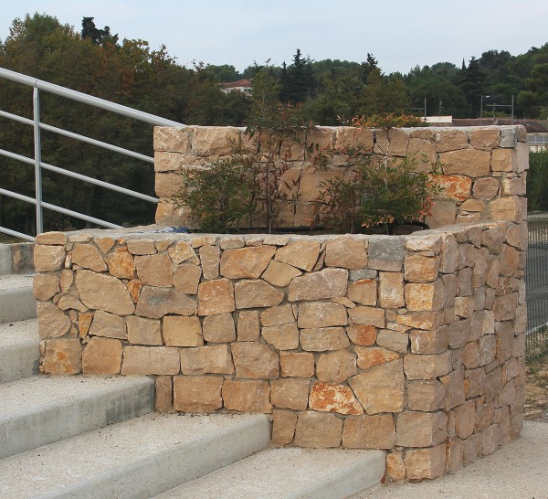 pierre-a-batir-calcaire-du-causse-871.jpg