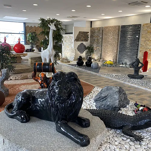 agence avignon animaux resine couleur