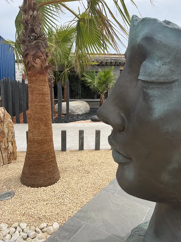 VISAGE FEMME BRONZE Haut 115 cm 180kg 6