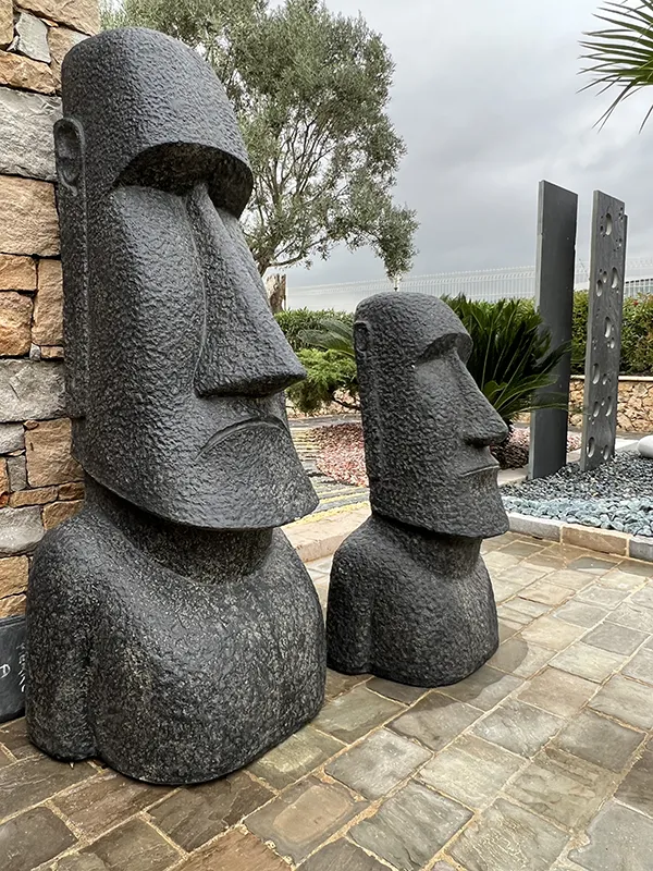 expo grimaud MOAI 1
