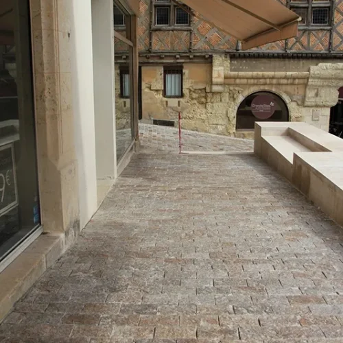 Gneiss du Caroux Dalles clivees