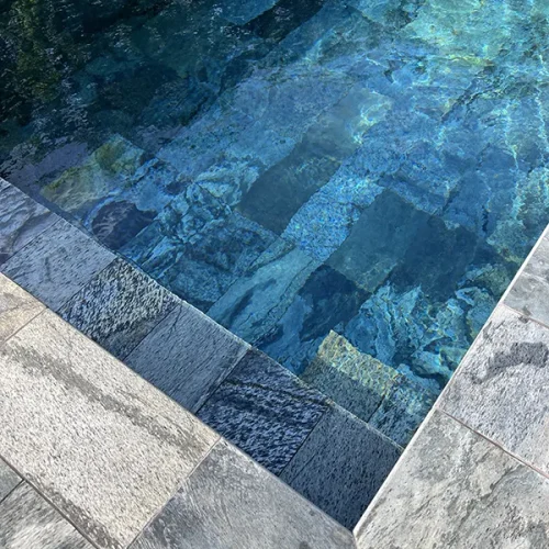 Pierre de Bali Format reguliers 40x60cm Piscines 1
