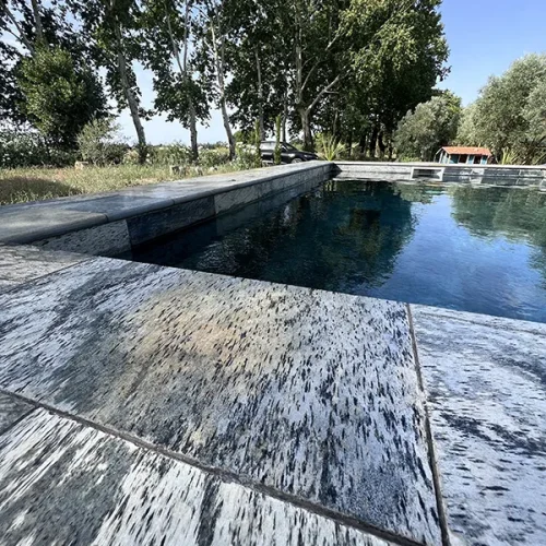 Pierre de Bali Format reguliers 40x60cm Piscines 3